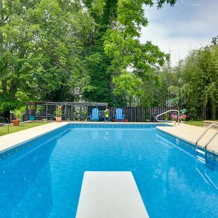 1 Mi To Downtown Lynchburg Cozy Apt With Pool